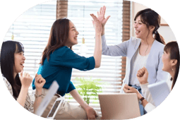 「デジマ女子」と叶える、マーケティング内製化 「デジマ女子」と叶える、マーケティング内製化