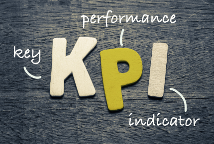 【WEB広告初心者向け】KPIとは？設定の具体的な指標と３つのポイントを解説！